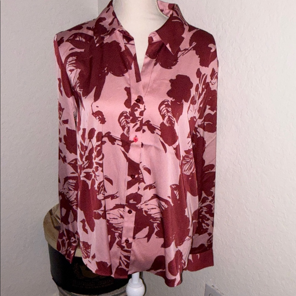 Elegant Floral Button-Up Blouse